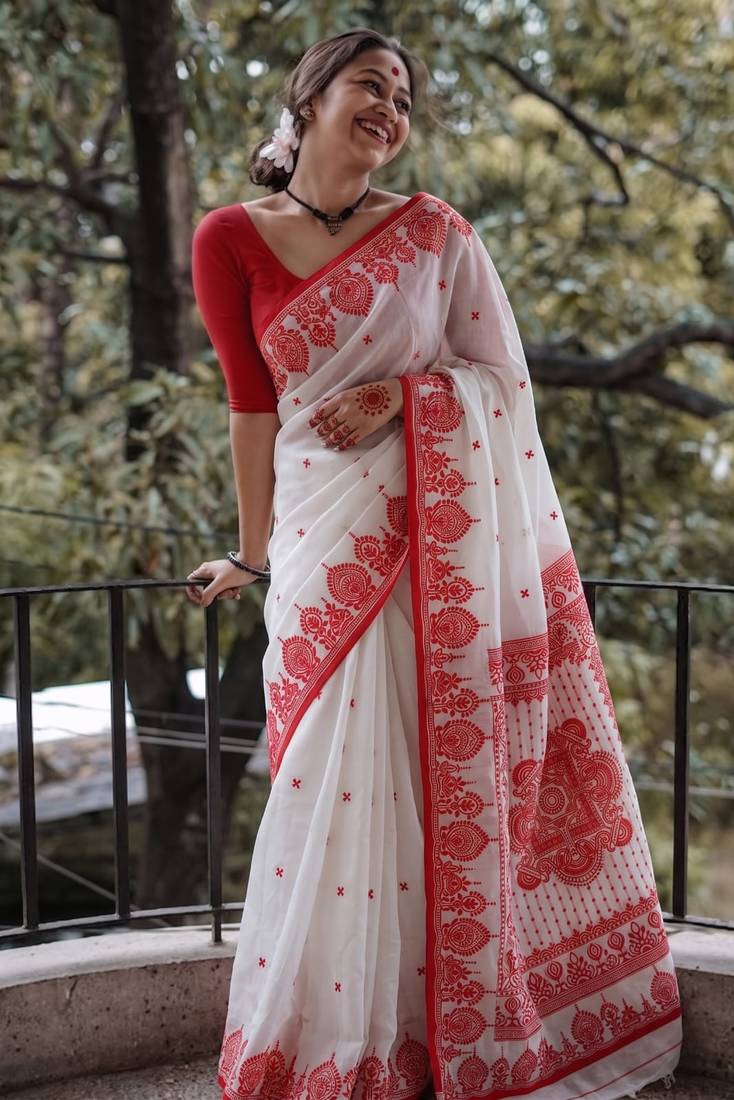 Durga puja special bengali silk blend saree in red & white combination