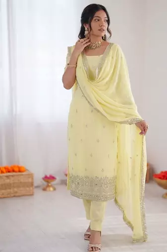 Women cream georgette thread with sequin salwar suit