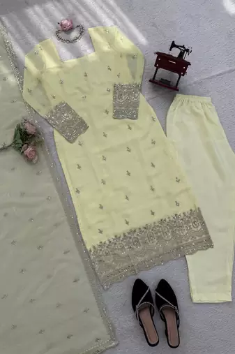Women cream georgette thread with sequin salwar suit
