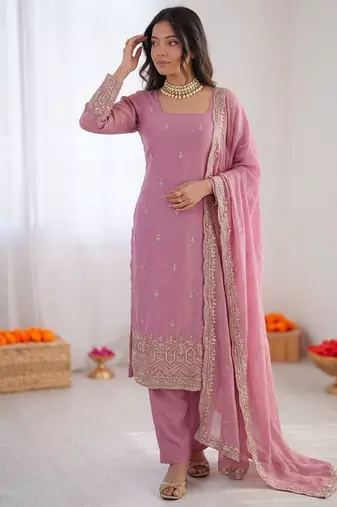Women pink georgette thread with sequin salwar suit