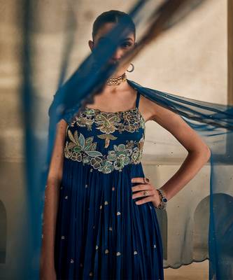 Deep sea blue embroidered raw silk anarkali set 3