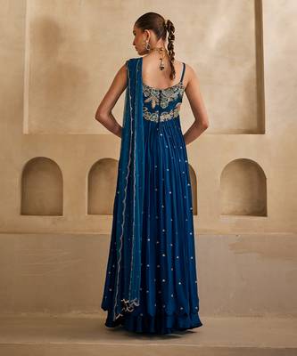 Deep sea blue embroidered raw silk anarkali set 4