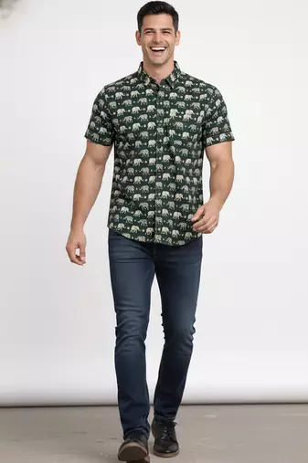 Mens green self design cotton fabric shirt short sleeves shirt collor