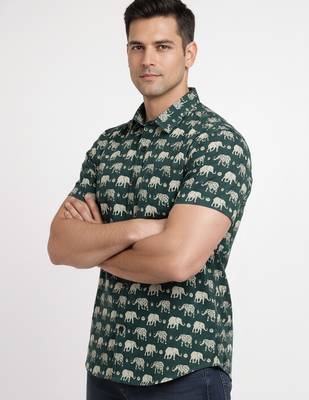Mens green self design cotton fabric shirt short sleeves shirt collor 4