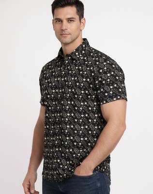 Mens black self design cotton fabric shirt short sleeves shirt collor 4