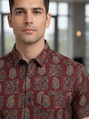 Mens maroon self design cotton fabric shirt short sleeves shirt collor 2