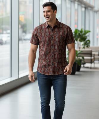 Mens maroon self design cotton fabric shirt short sleeves shirt collor 5
