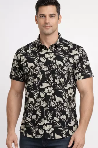 Mens black self design cotton fabric shirt short sleeves shirt collor