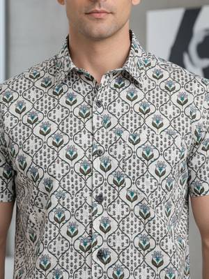 Mens green self design cotton fabric shirt short sleeves shirt collor 2