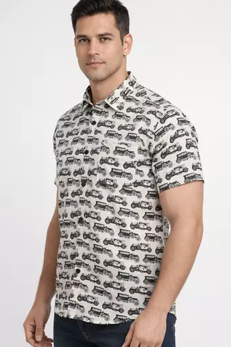 Mens cream self design cotton fabric shirt short sleeves shirt collor