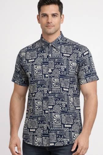 Mens cream self design cotton fabric shirt short sleeves shirt collor