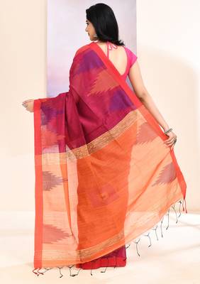 Women's rani temple border embellished cotton blend jamdani saree 4