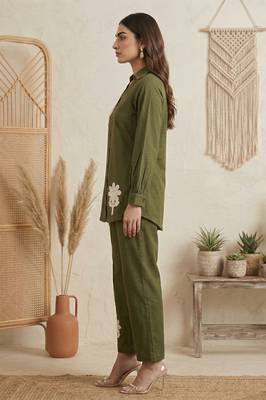 Dark green pure cotton embroidered butta straight co-ord set 4