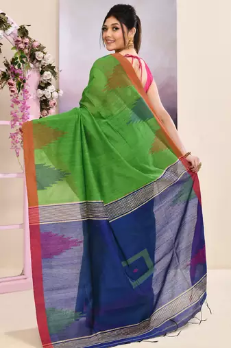 Women's green temple border embellished cotton blend jamdani saree