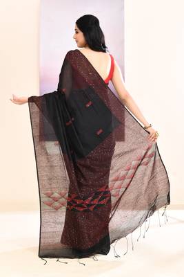 Women's black sequins embellished cotton blend jamdani saree 3