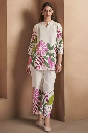 Off white pure cotton floral printed co-ord set for women