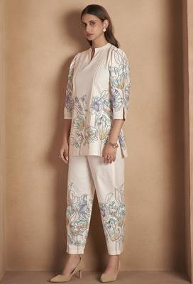 White pure cotton floral printed co-ord set for women 3
