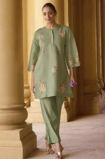 Women's green embroidered roman silk co-ord set