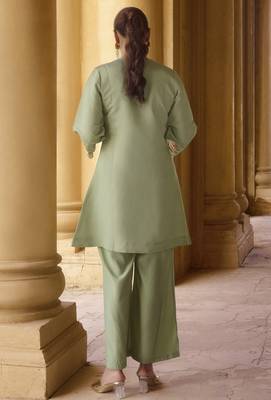 Women's green embroidered roman silk co-ord set 2