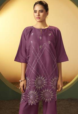 Women's dusty pink embroidered flared roman silk co-ord set 3