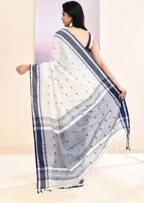Women's white embellished cotton saree 4