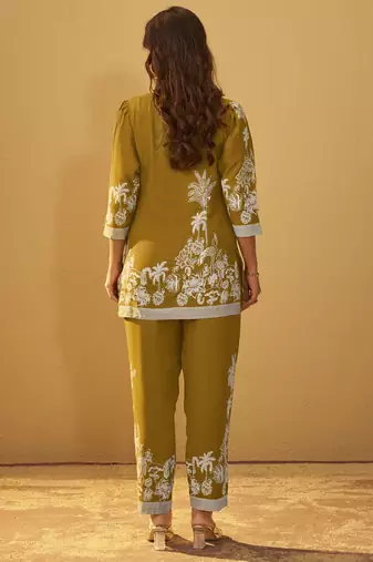 Mustard rayon floral printed co-ord set for women