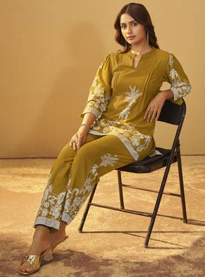 Mustard rayon floral printed co-ord set for women 4