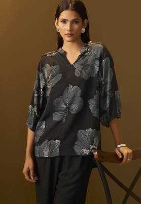 Black viscose reyon printed top and pant co-ord set 4