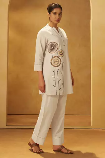 Women white pure cotton embroidered straight kurta co-ord set