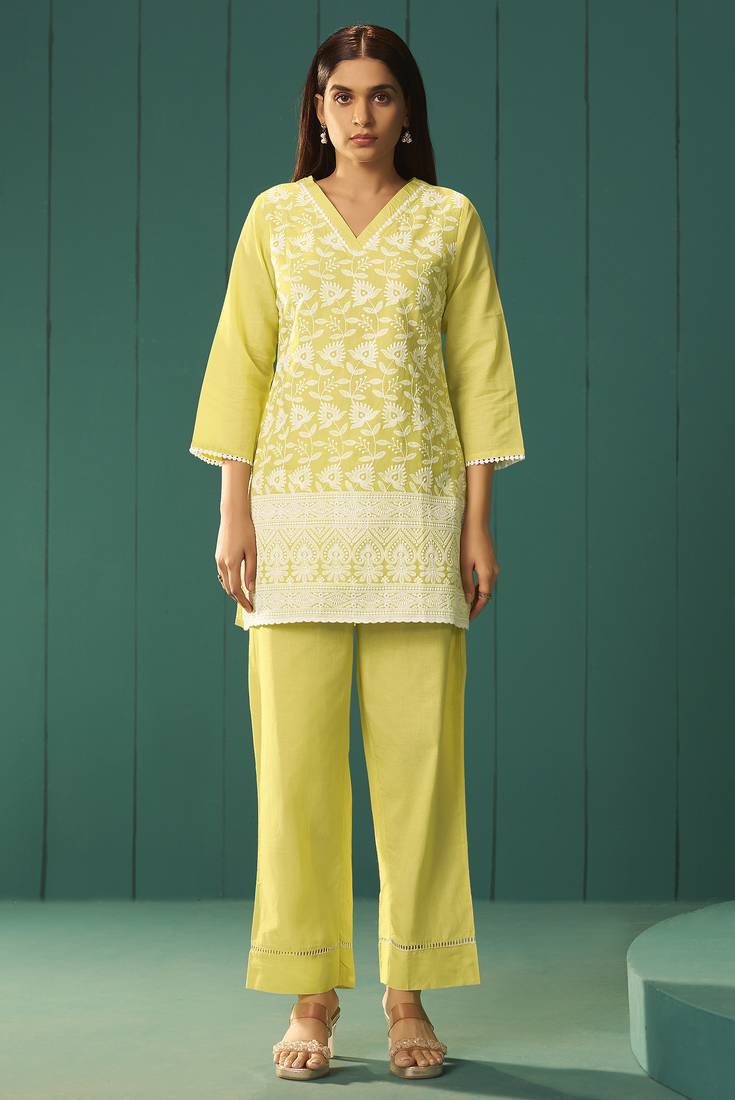 Women’s pure cotton yellow schiffli co-ord set