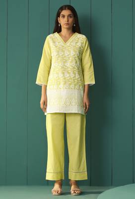 Women   s pure cotton yellow schiffli co-ord set 2