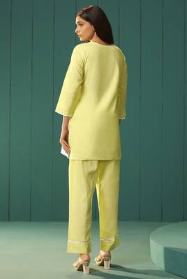 Women   s pure cotton yellow schiffli co-ord set 3