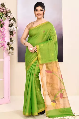 Women's green embellished tissue jamdani saree