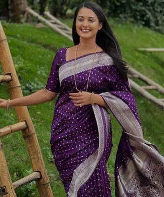 Purple silk blend banarasi saree with unstitched blouse piece 3