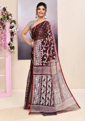 Women's wine embellished cotton blend jamdani saree 2