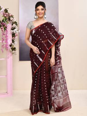 Women's wine embellished cotton blend jamdani saree 3