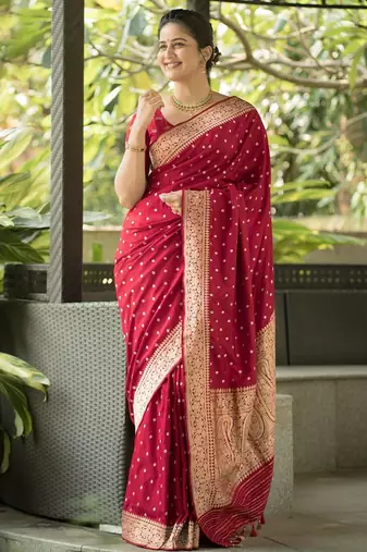 Maroon silk blend banarasi saree with unstitched blouse piece