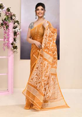 Women's mustard embellished cotton blend jamdani saree 3