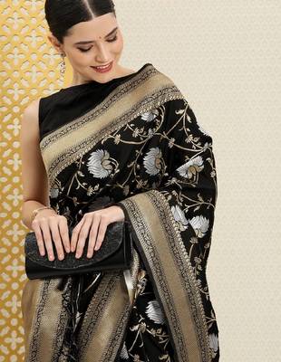 Black silk blend banarasi saree with unstitched blouse piece 2