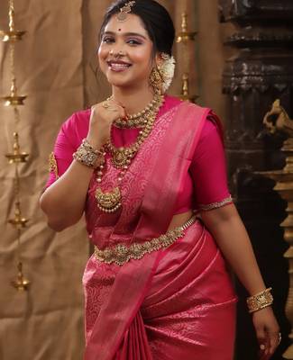 Pink silk blend banarasi saree with unstitched blouse piece 1