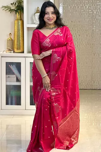 Pink silk blend banarasi saree with unstitched blouse piece