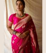 Pink silk blend banarasi saree with unstitched blouse piece