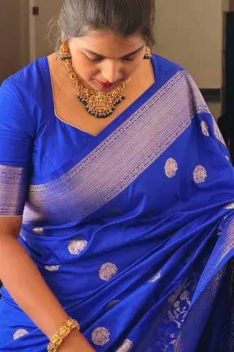 Royal blue silk blend banarasi saree with unstitched blouse piece