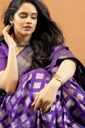 Purple silk blend banarasi saree with unstitched blouse piece