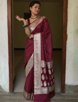 Maroon silk blend banarasi saree with unstitched blouse piece 2