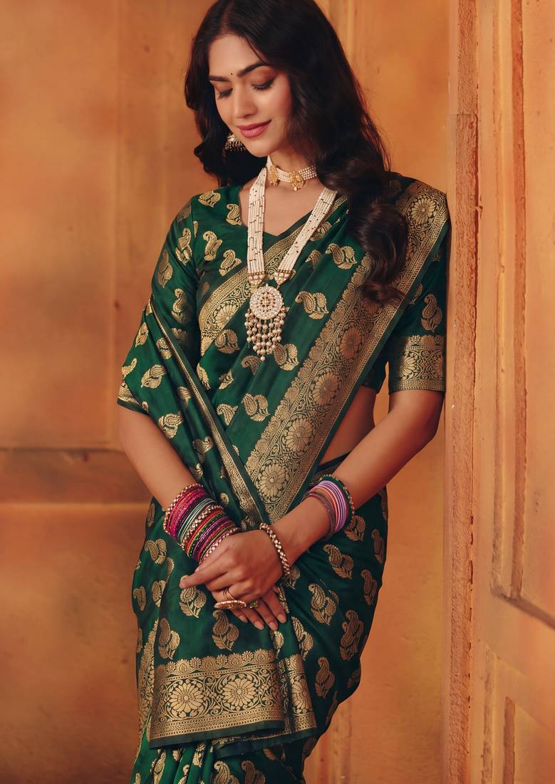 Green soft silk blend banarasi jacuard work designer party wear saree with unstitched blouse piece