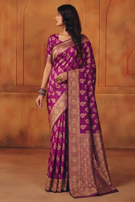 Purple silk blend banarasi saree with unstitched blouse piece 4