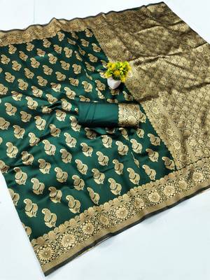 Green silk blend banarasi saree with unstitched blouse piece 2