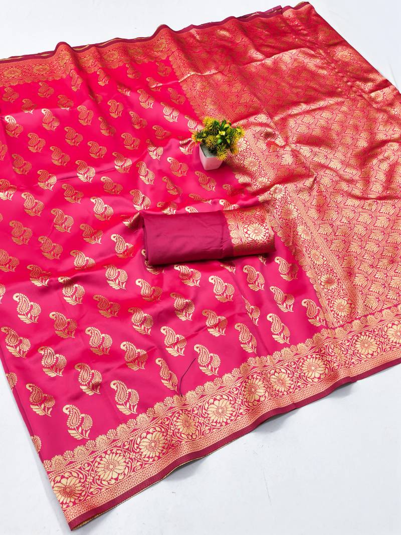 Pink silk blend banarasi saree with unstitched blouse piece