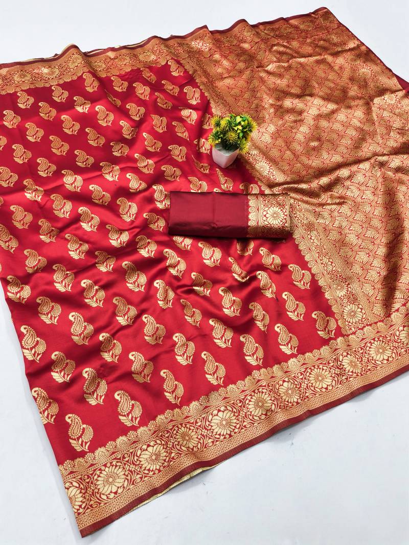 Red silk blend banarasi saree with unstitched blouse piece
